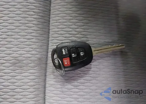 2017 Toyota Corolla Le from USA, damaged, VIN 2T1BURHE5HC879739